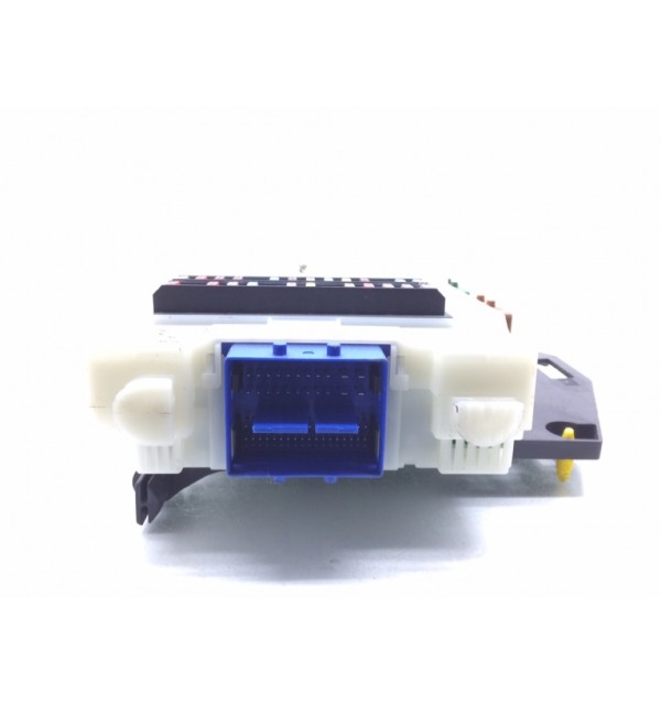 Блок предохранителей бу для Ford Mondeo 4 2.0 TDCi,  2008 г.