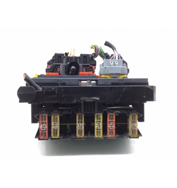 Блок предохранителей бу для Citroen C5 2 1.6 HDi,  2008 г.