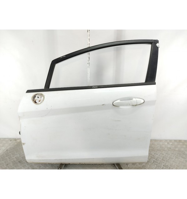 Дверь передняя левая бу для Ford Fiesta 6 1.2 i,  2011 г.