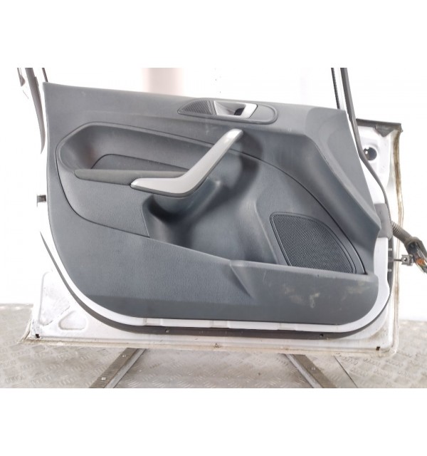 Дверь передняя левая бу для Ford Fiesta 6 1.2 i,  2011 г.