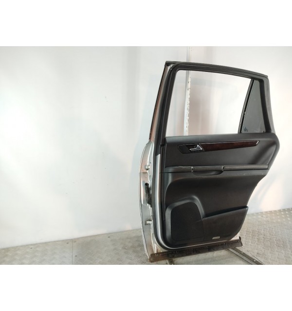Дверь задняя правая бу для Mercedes R W251 3.0 CDI,  2006 г.