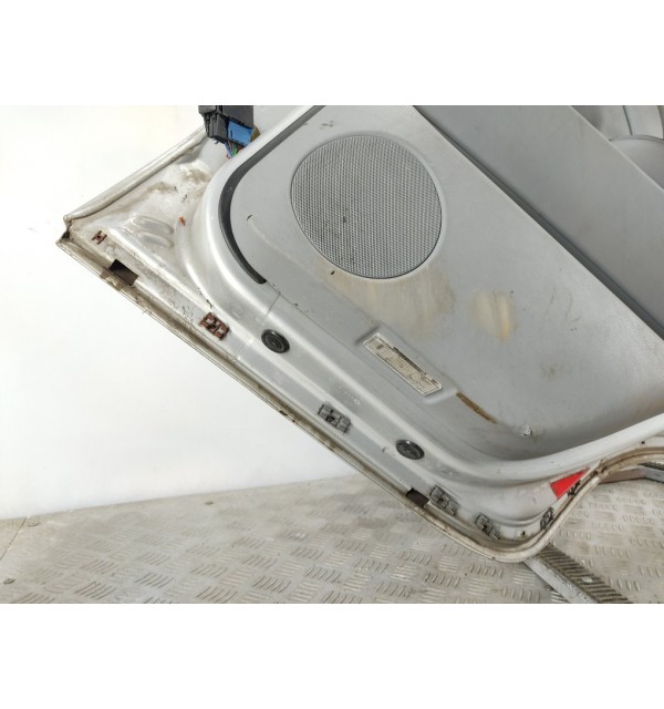 Дверь задняя правая бу для BMW X5 E53 3.0 i,  2003 г.