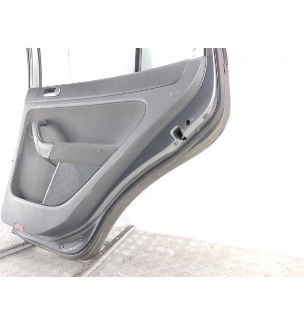 Дверь задняя правая бу для Volkswagen Golf Plus  2.0 TDi,  2006 г.