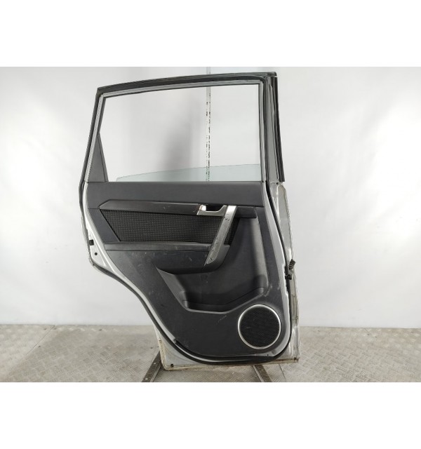 Дверь задняя левая бу для Chevrolet Captiva  2.0 CDi,  2007 г.