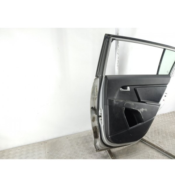 Дверь задняя правая бу для Kia Sportage 3 1.7 CRDi,  2011 г.