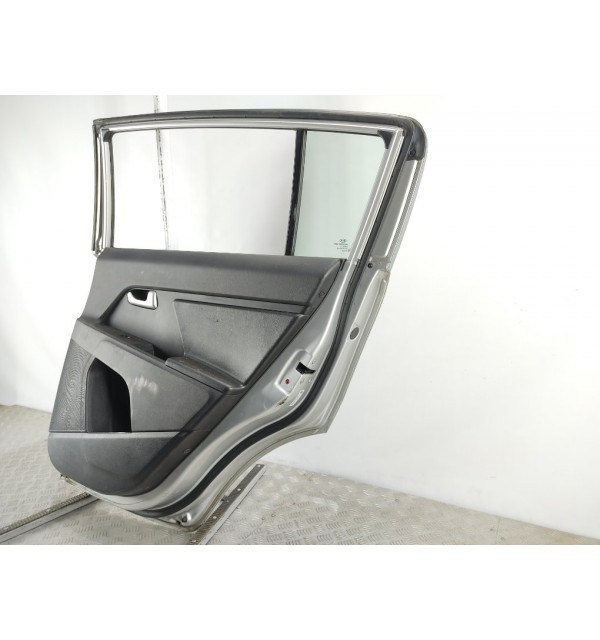 Дверь задняя правая бу для Kia Sportage 3 1.7 CRDi,  2011 г.