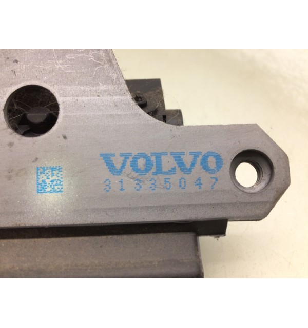 Замок багажника бу для Volvo V50  2.0 D,  2011 г.