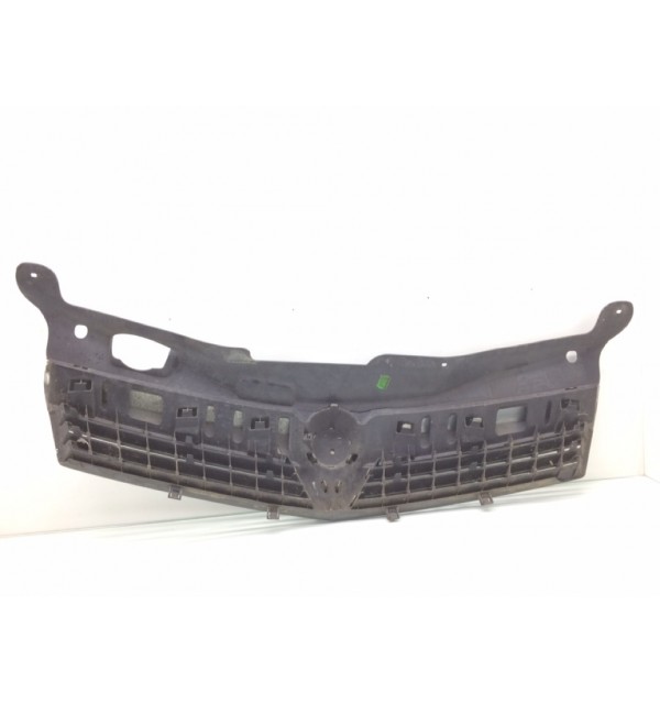 Решетка радиатора бу для Opel Astra H 1.8 i,  2007 г.