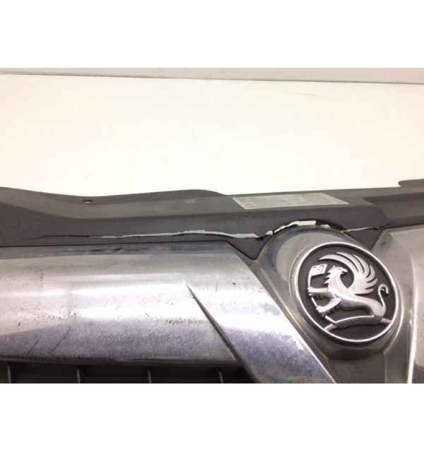 Решетка радиатора бу для Opel Astra H 1.8 i,  2007 г.