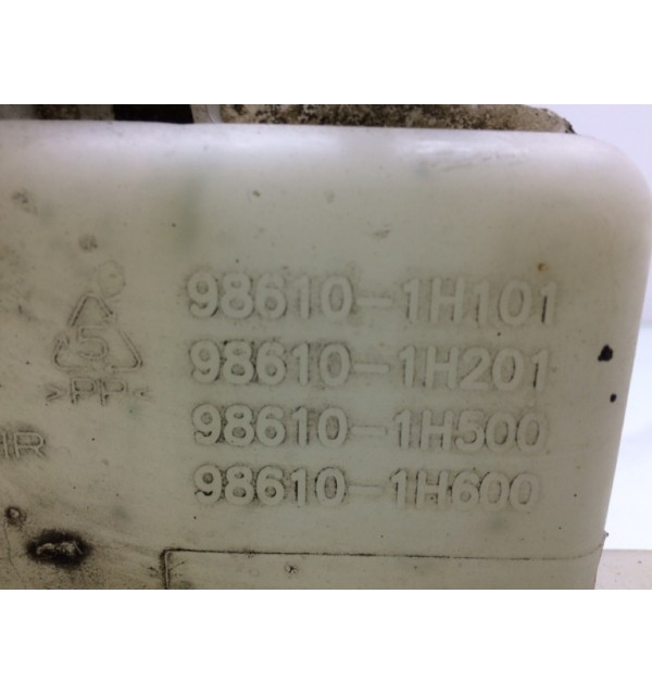 Бачок омывателя бу для Kia Ceed 1 1.6 CRDi,  2011 г.