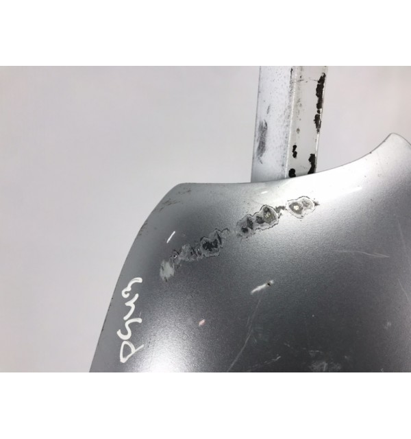 Крыло переднее правое бу для Volkswagen Golf 4 1.6 i,  2003 г.