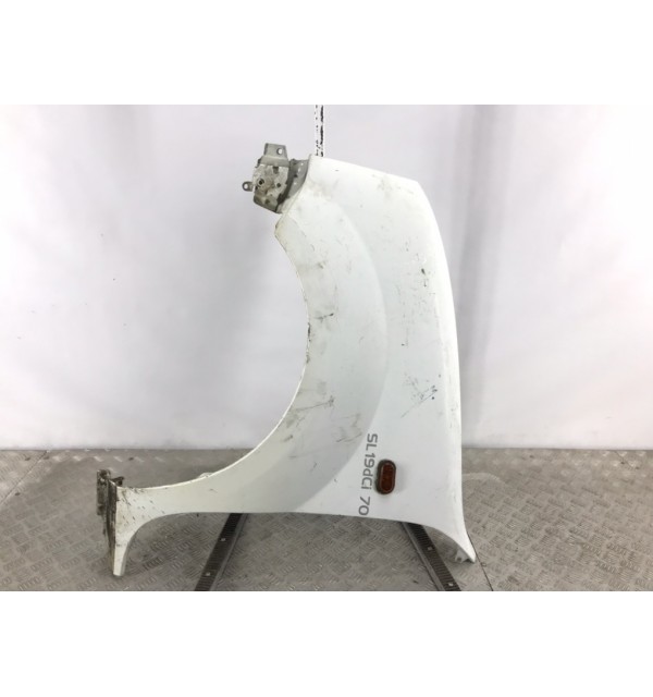 Крыло переднее левое бу для Renault Kangoo 1 1.5 DCi,  2002 г.