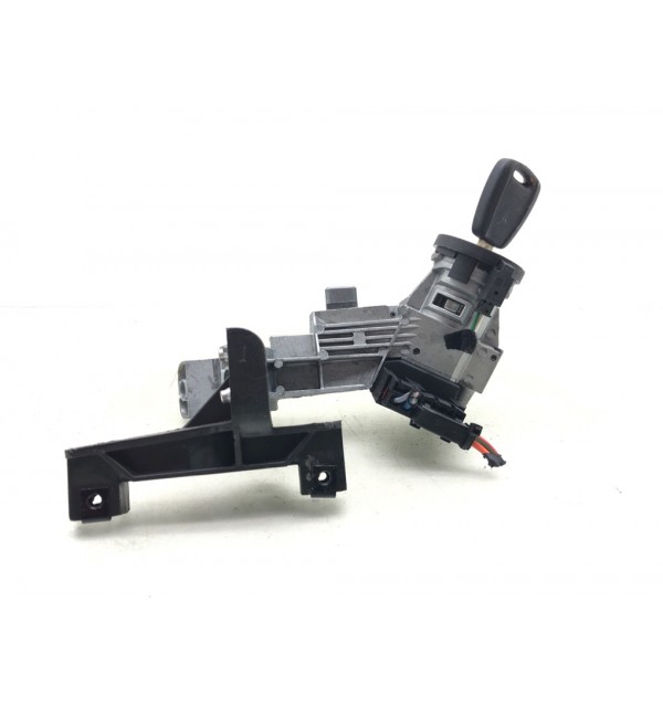 Замок зажигания бу для Fiat Qubo  1.4 i,  2012 г.