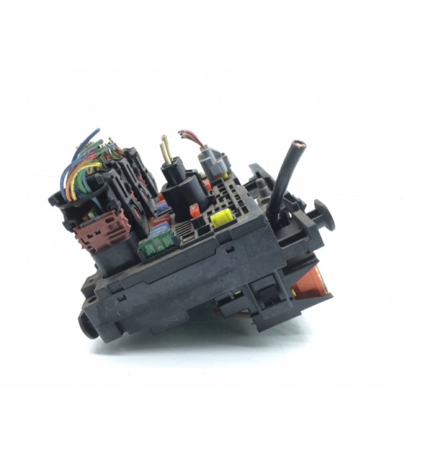 Блок предохранителей бу для Peugeot Partner 2 1.6 HDi,  2008 г.