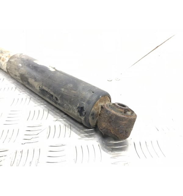 Амортизатор задний бу для Jeep Cherokee KJ 3.7 i,  2001 г.