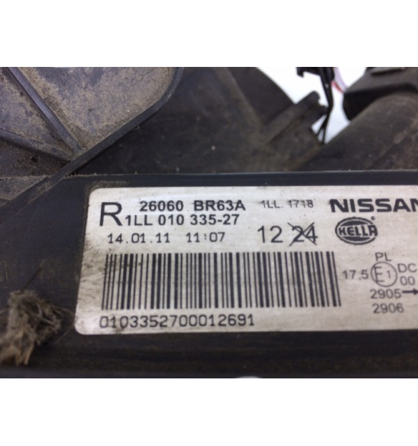 Фара левая бу для Nissan Qashqai  1.5 DCi,  2011 г.