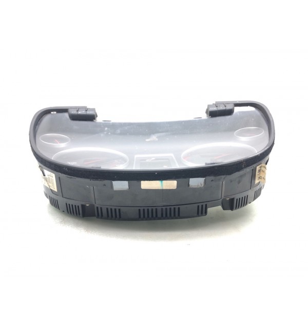 Щиток приборов (приборная панель) бу для Audi A4 B6 1.8 Ti,  2004 г.