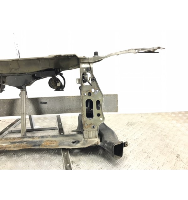 Панель передняя (телевизор) бу для Lexus IS 2 2.2 D,  2007 г.