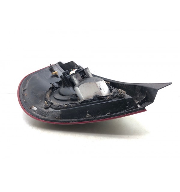 Фонарь задний правый бу для Nissan Almera N16 2.2 DCi,  2005 г.