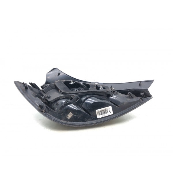 Фонарь задний правый бу для Opel Astra H 1.8 i,  2009 г.