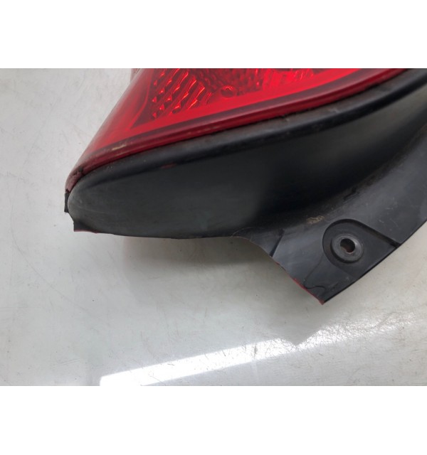 Фонарь задний правый бу для Hyundai Terracan 1 2.9 CRDi,  2006 г.