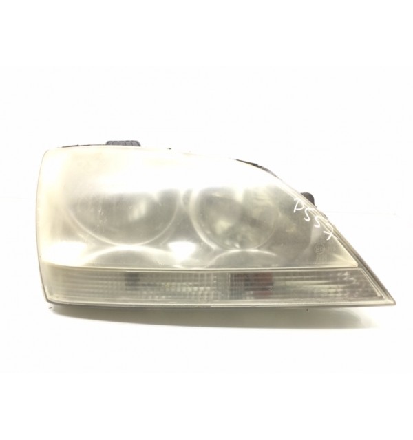 Фара правая бу для Kia Sorento  2.5 CRDi,  2004 г.