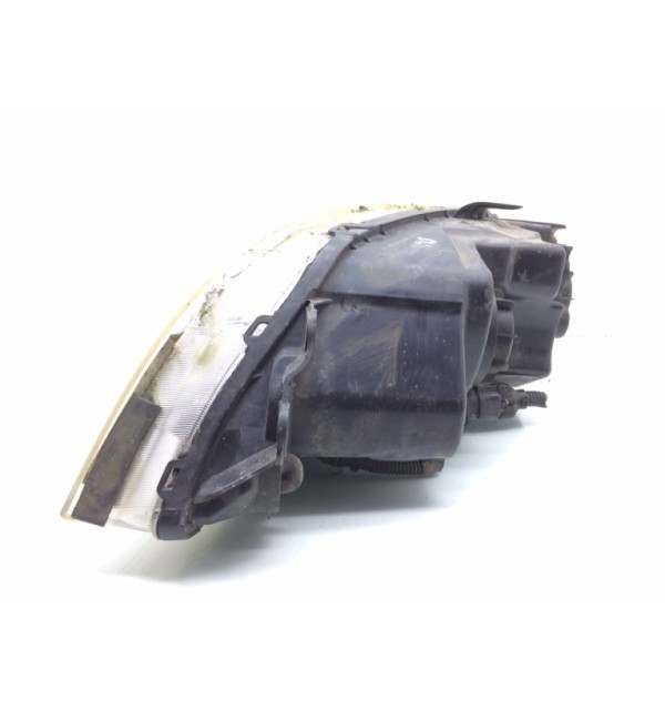 Фара правая бу для Kia Sorento  2.5 CRDi,  2004 г.