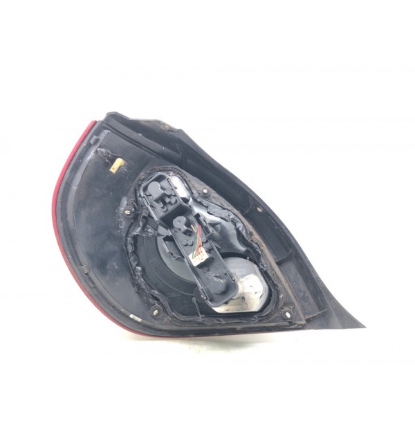 Фонарь задний правый бу для Nissan Almera N16 1.5 i,  2005 г.