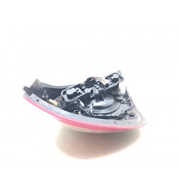 Фонарь задний правый бу для Nissan Almera N16 1.5 i,  2005 г.