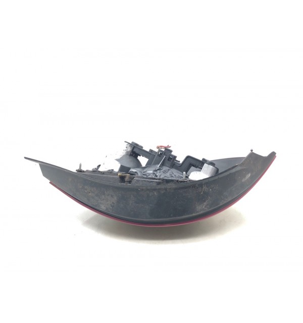 Фонарь задний правый бу для Nissan Almera N16 1.5 i,  2005 г.