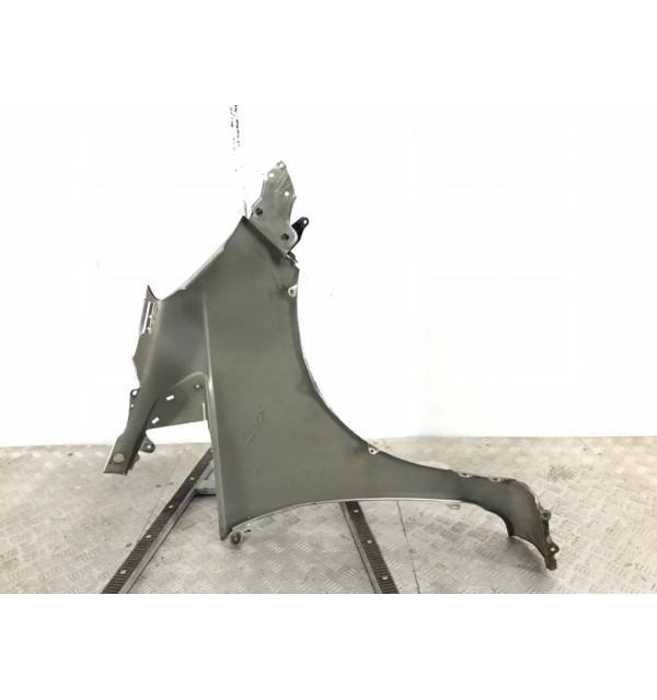 Крыло переднее левое бу для Honda Jazz 2 1.3 i,  2010 г.