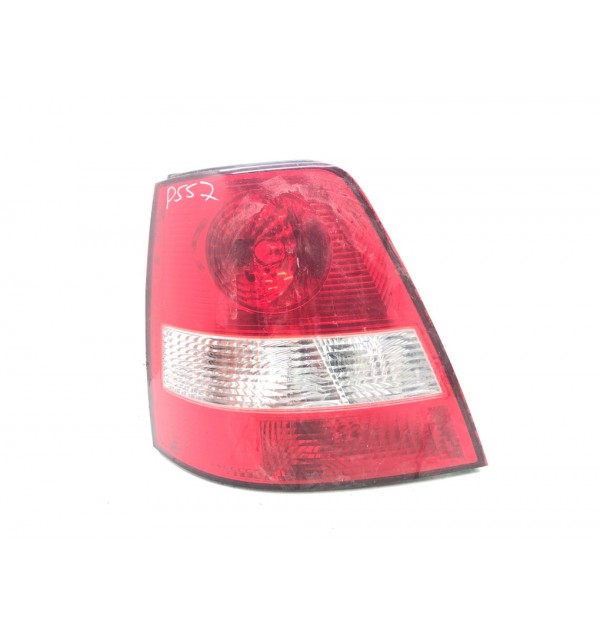 Фонарь задний левый бу для Kia Sorento  2.5 CRDi,  2004 г.