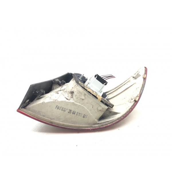 Фонарь задний левый бу для Mercedes B W245 2.0 CDi,  2011 г.