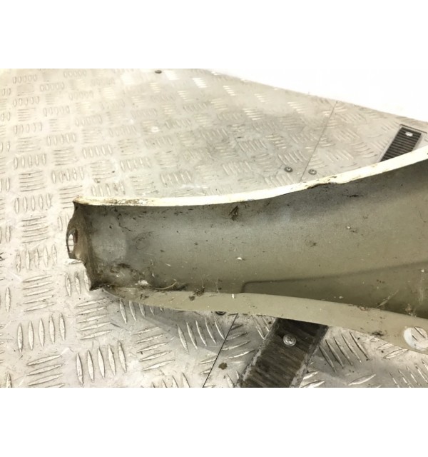 Крыло переднее правое бу для Opel Astra H 1.4 i,  2010 г.