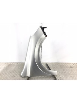 Крыло переднее правое бу для Opel Astra H 1.8 i,  2009 г.