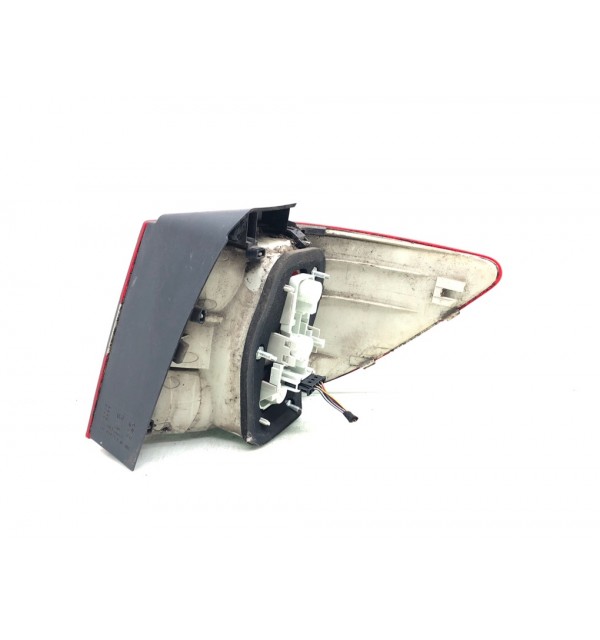 Фонарь задний левый бу для Mercedes B W245 1.7 i,  2010 г.