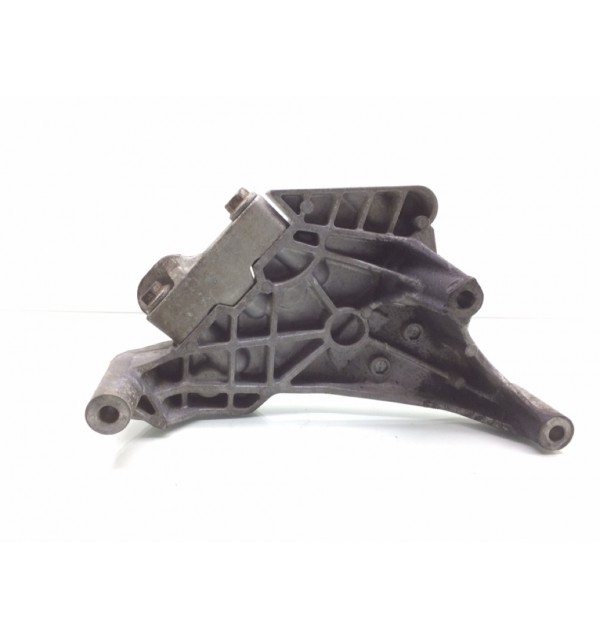 Кронштейн двигателя бу для Volkswagen Golf 5 1.9 TDi,  2008 г.