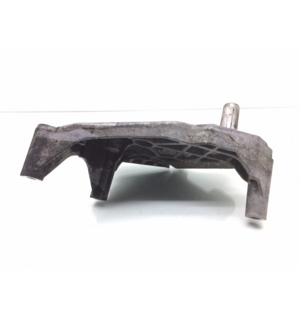 Кронштейн двигателя бу для Volkswagen Golf 5 1.9 TDi,  2008 г.