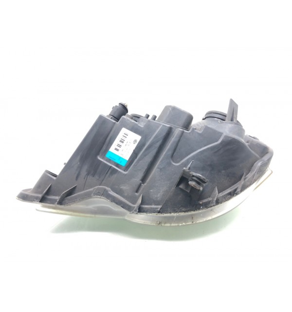 Фара правая бу для Volkswagen Polo 4 1.2 i,  2006 г.