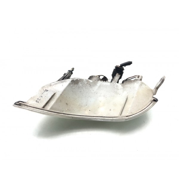 Поворотник левый бу для Hyundai Terracan 1 2.9 CRDi,  2006 г.