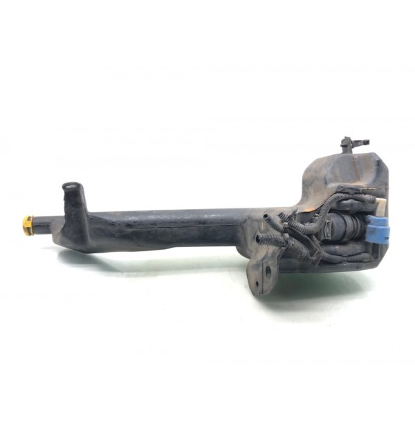 Бачок омывателя бу для Opel Zafira B 1.9 TiD,  2006 г.