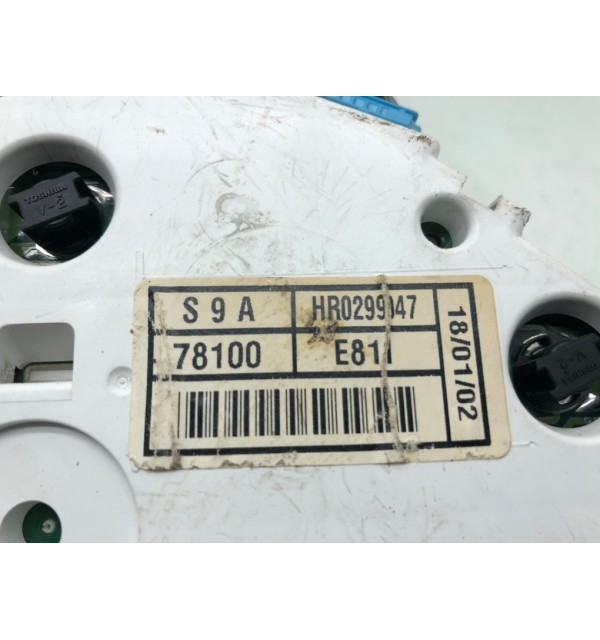 Щиток приборов (приборная панель) бу для Honda CR-V 2 2.0 i,  2002 г.