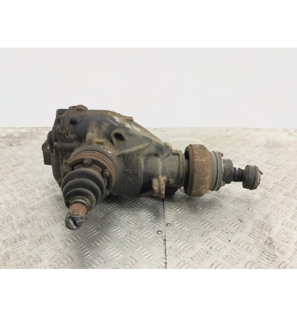 Редуктор заднего моста бу для BMW X3 E83 3.0 TD,  2008 г.