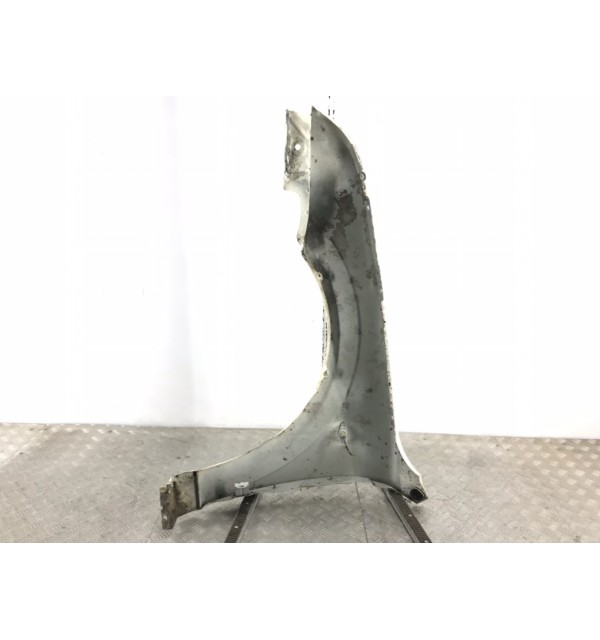 Крыло переднее правое бу для Ford Mondeo 3 1.8 i,  2005 г.