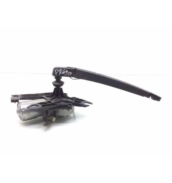 Моторчик заднего стеклоочистителя (дворника) бу для Peugeot 3008  1.6 HDi,  2010 г.