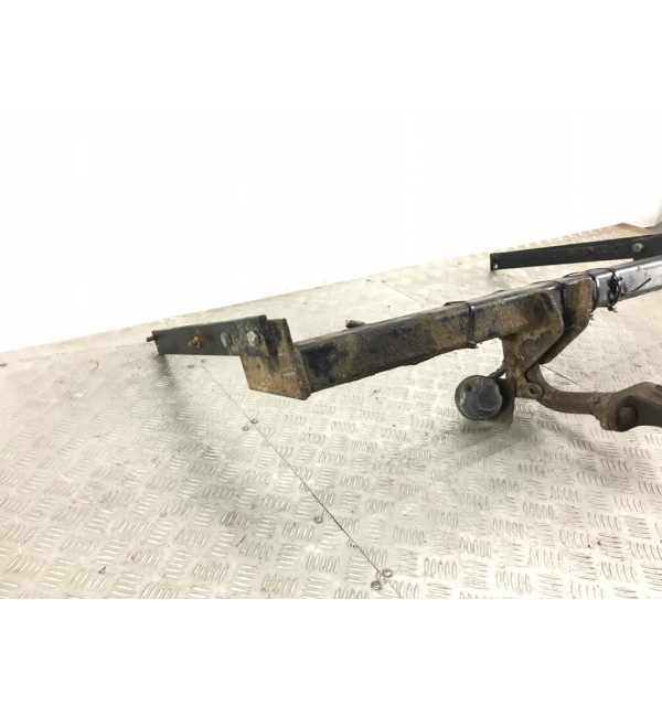 Прицепное устройство (фаркоп) бу для Ford Kuga 1 2.0 TDCi,  2009 г.