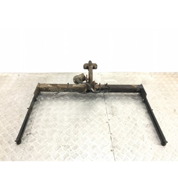 Прицепное устройство (фаркоп) бу для Ford Kuga 1 2.0 TDCi,  2009 г.