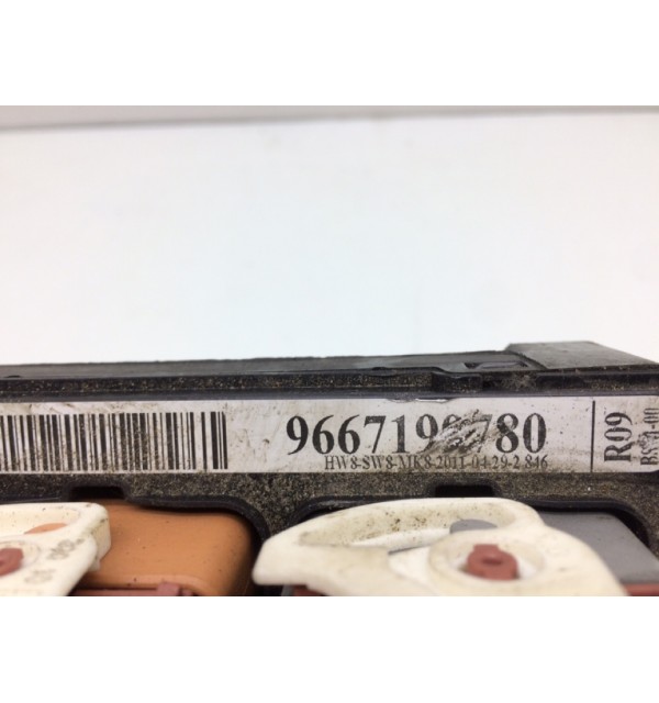 Блок предохранителей бу для Citroen C3 Picasso 1 1.6 HDi,  2011 г.