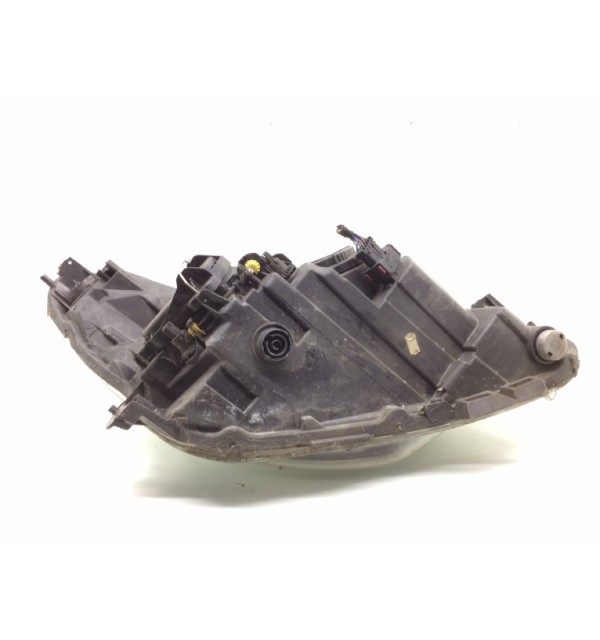 Фара левая бу для Opel Corsa D 1.2 i,  2012 г.