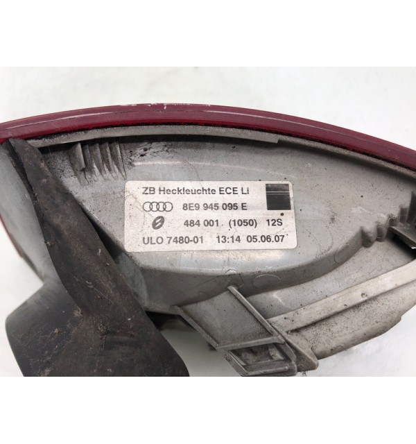 Фонарь задний левый бу для Audi A4 B7 2.0 TDi,  2005 г.